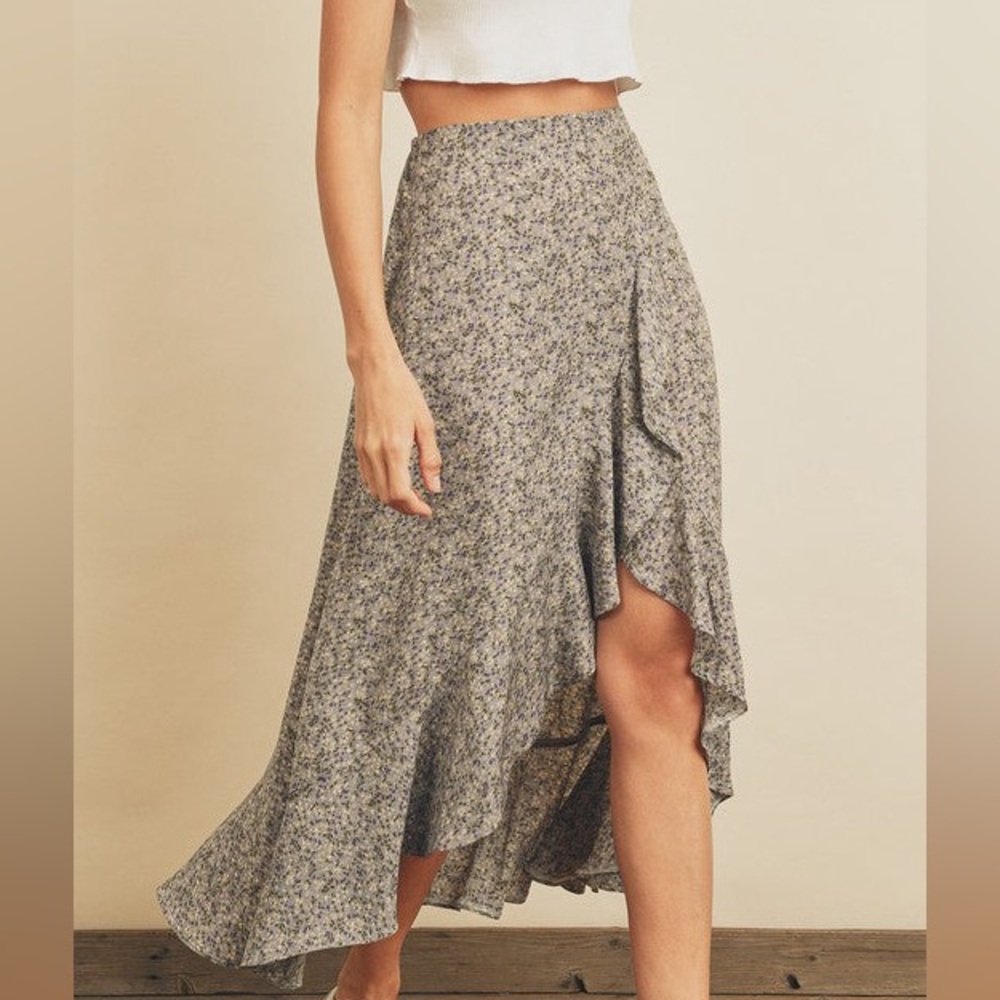 NWOT Boutique High-Low Midi Skirt